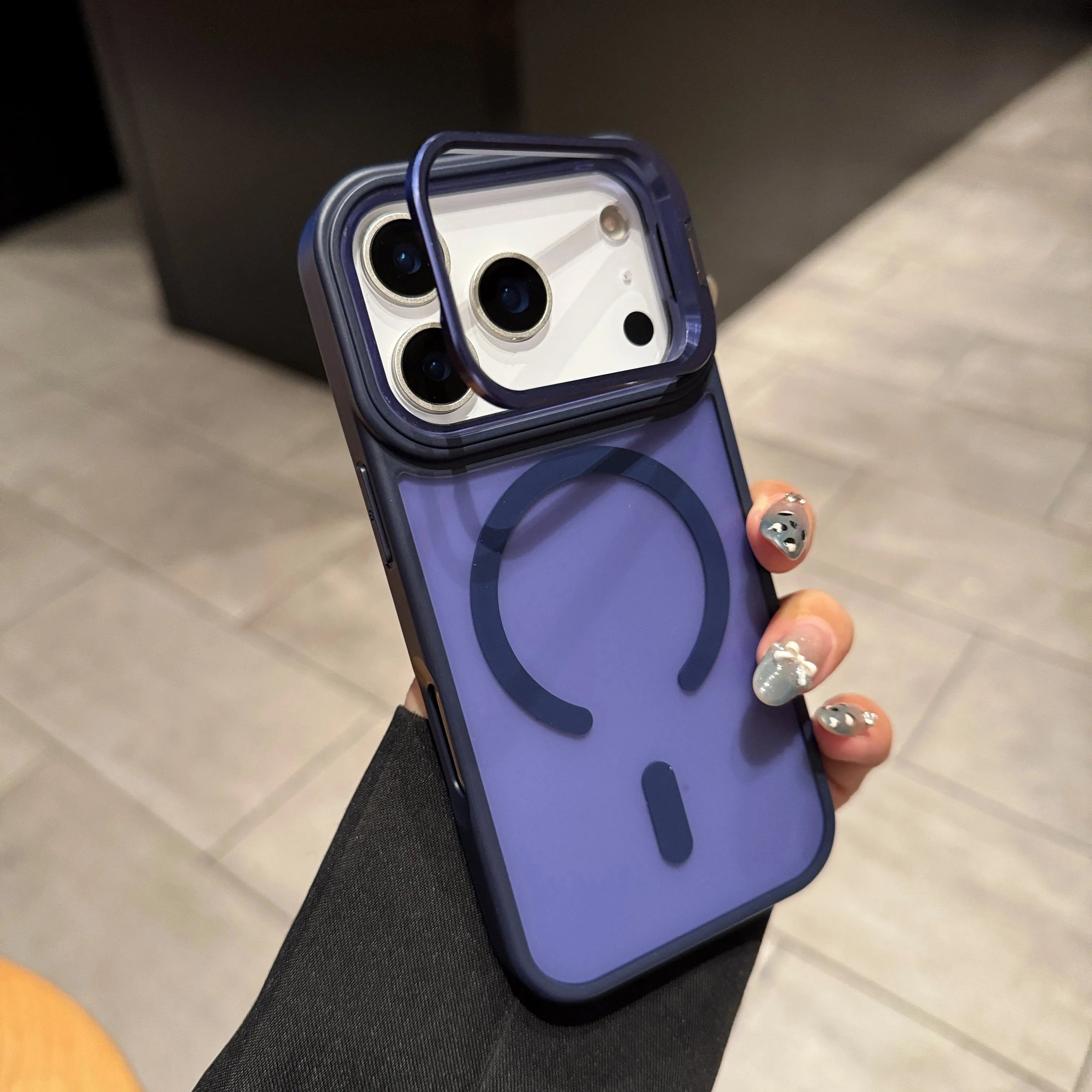 Luxus-Hülle für iPhone 17 mit Ständer & Metallring