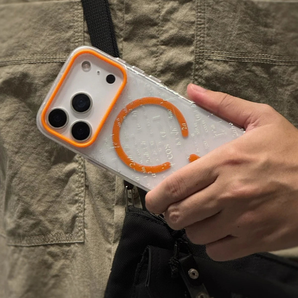 Ice Fog Magnetische Hülle für iPhone 17 Pro Max – Anti-Rutsch & Stoßfest