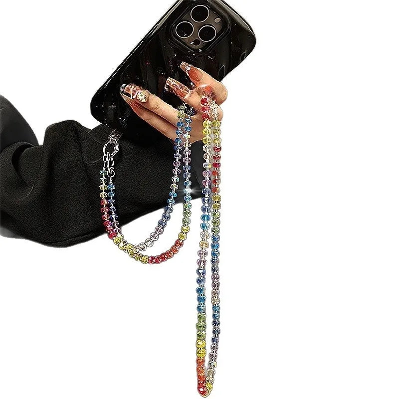 Bunter Perlen Handy-Anhänger als Sommer-Accessoire