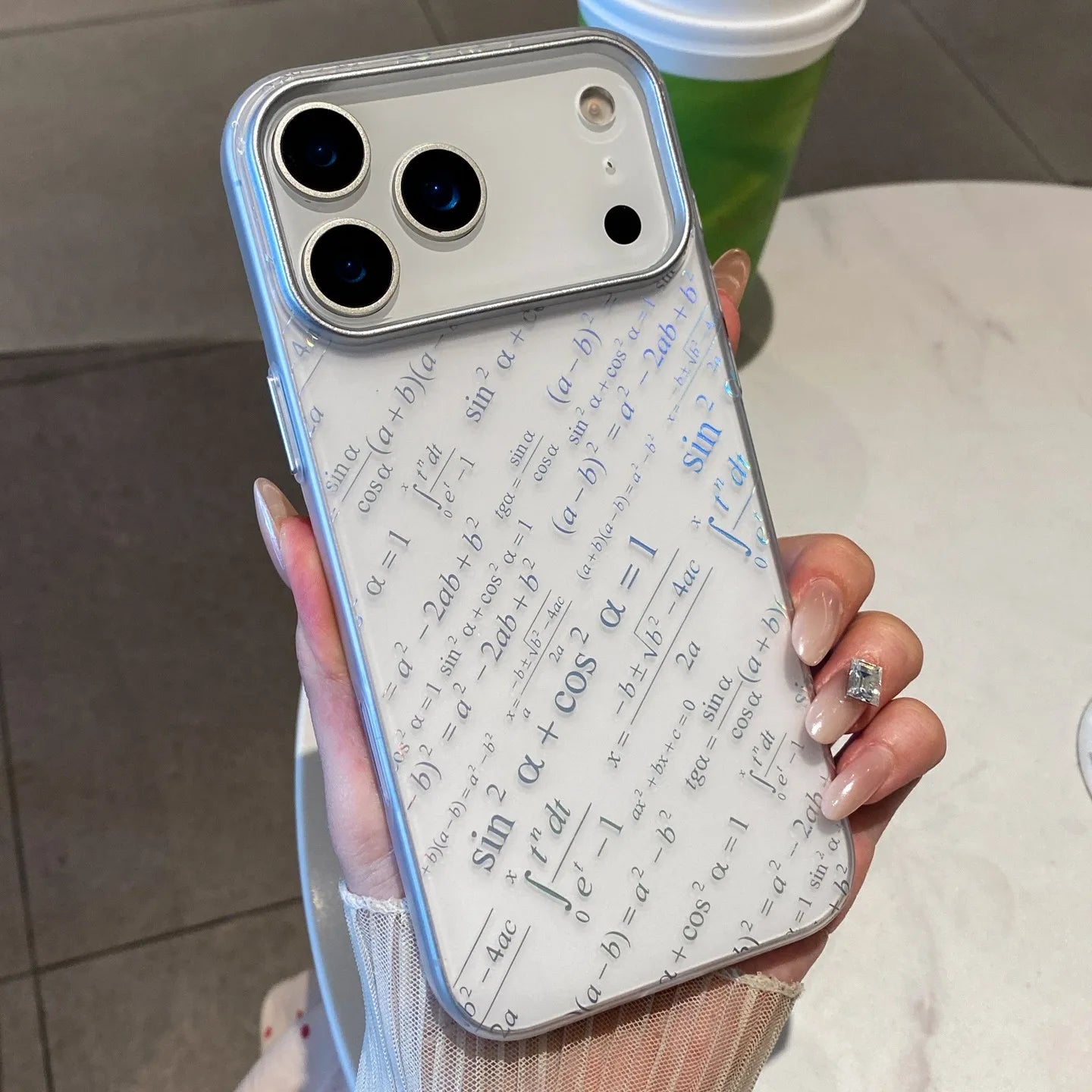 Ice Fog Magnetische Hülle für iPhone 17 Pro Max – Anti-Rutsch & Stoßfest