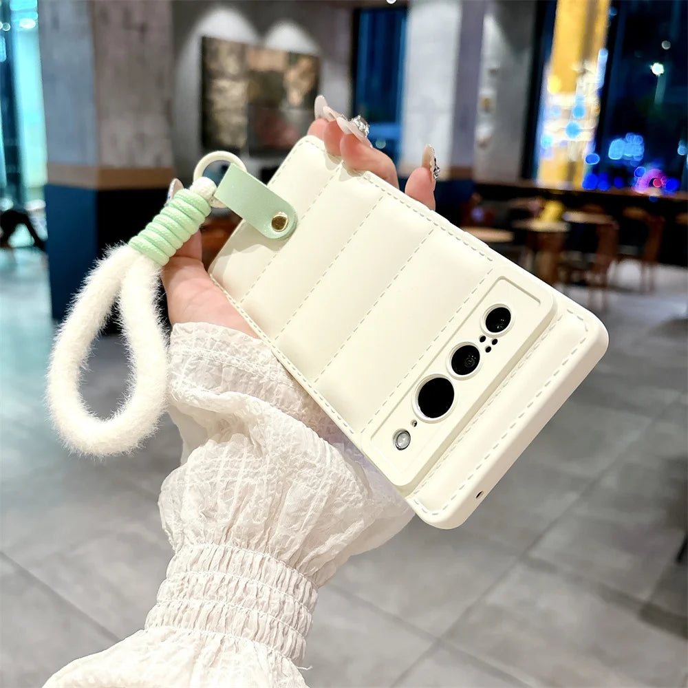 Stylish TPU case with lanyard for Pixel 8