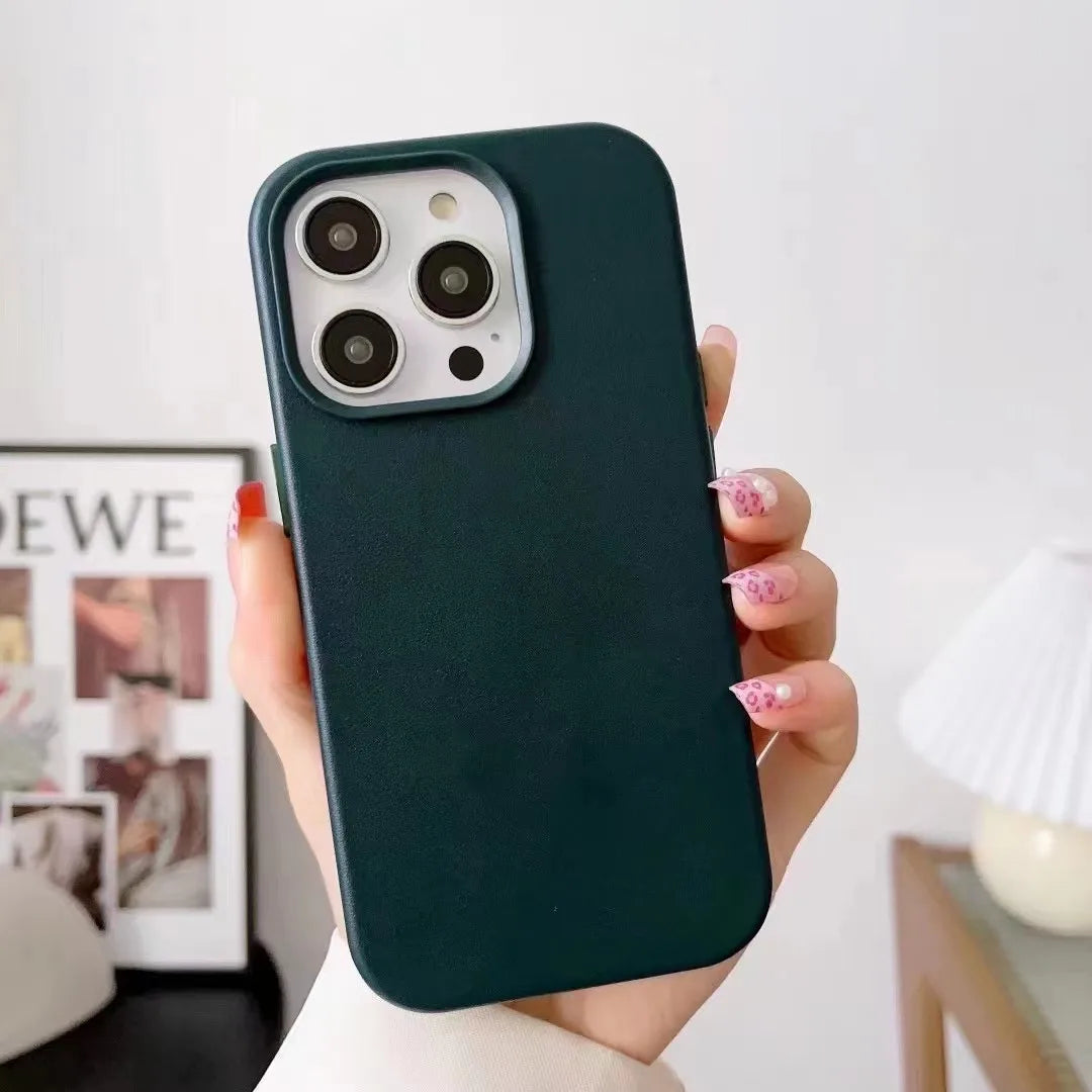 Offizielle MagSafe Lederhülle iPhone