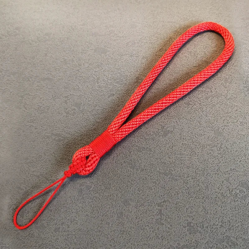 Handgewebtes Handy-Lanyard fürs Handgelenk – kurz & sicher