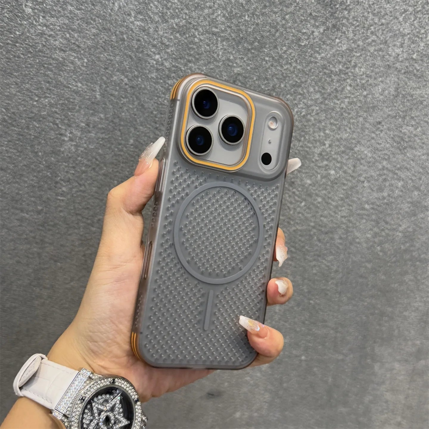 Breathable MagSafe case for iPhone 17 Pro Max