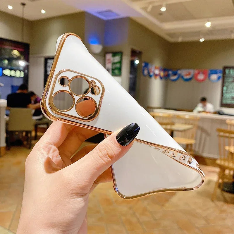 Glänzende Herzrand Handyhülle für iPhone 17