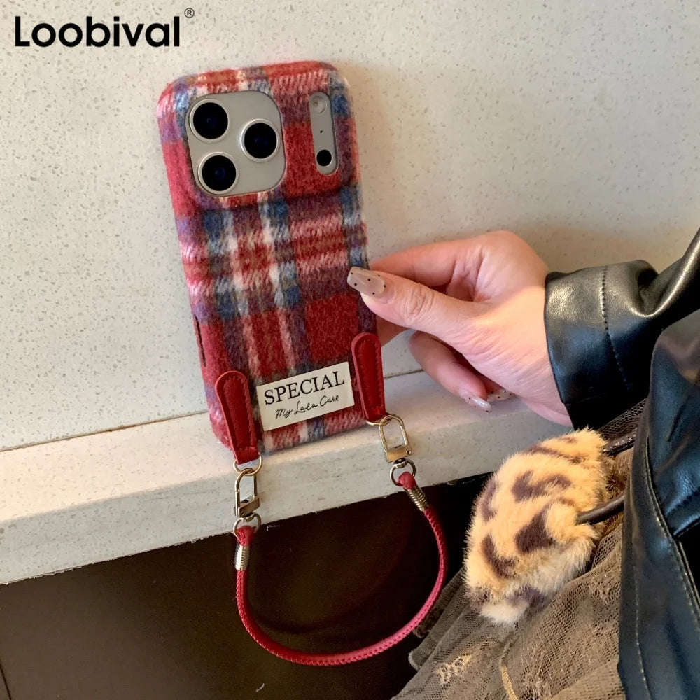 Plüschhülle Retro Stil für iPhone 17 Stoßfest