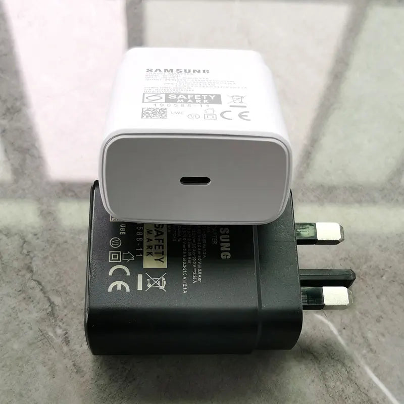 Samsung 45W UK-Stecker Schnellladegerät