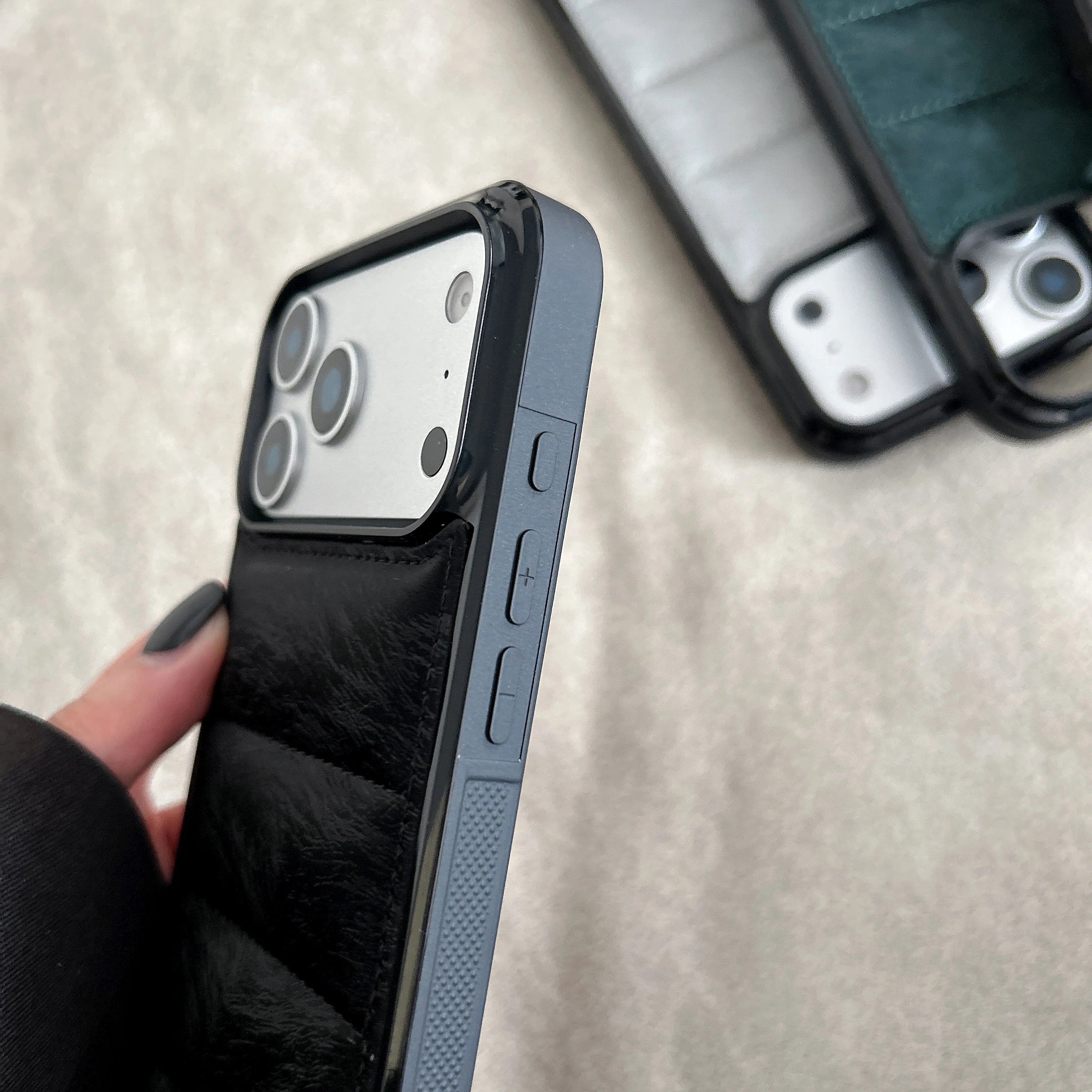 3D Handyhülle mit Rosshaar für iPhone 17