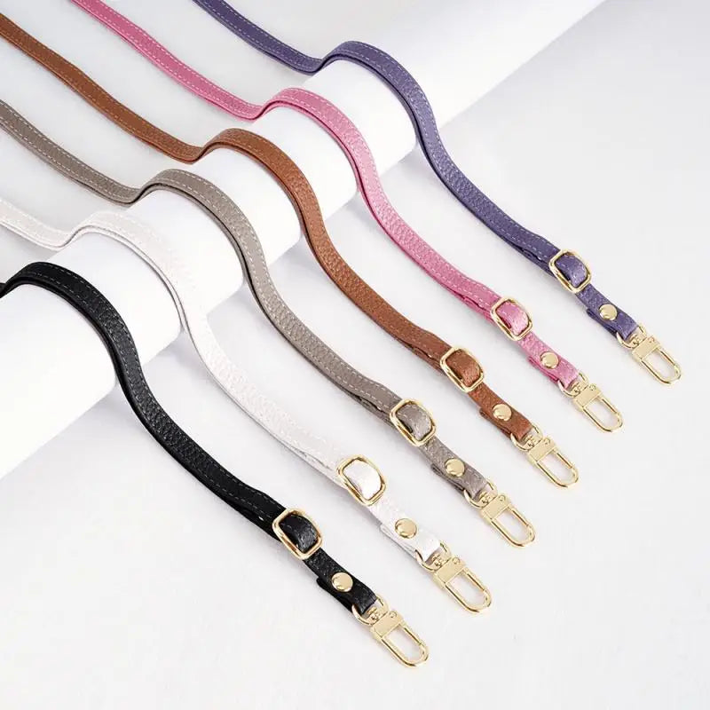 Verstellbarer Leder Crossbody Handyband – Universal